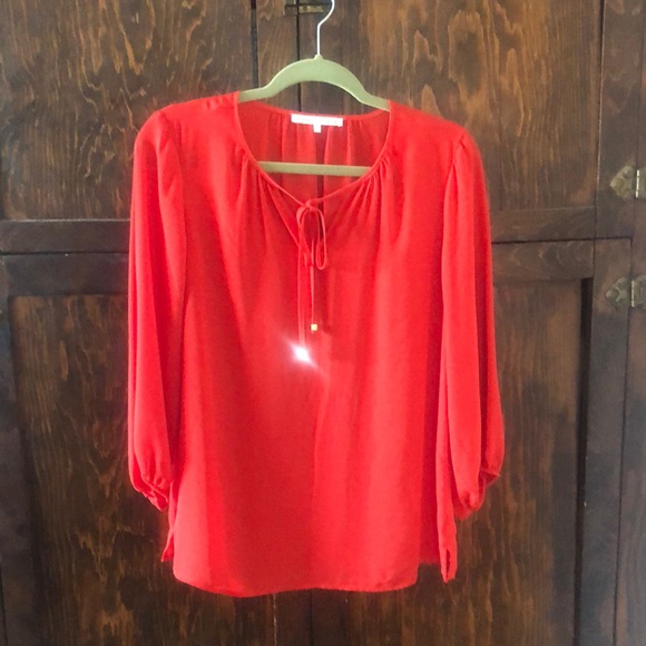 Beautiful red blouse! - Picture 1 of 5